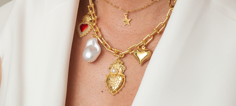 Charm Bar